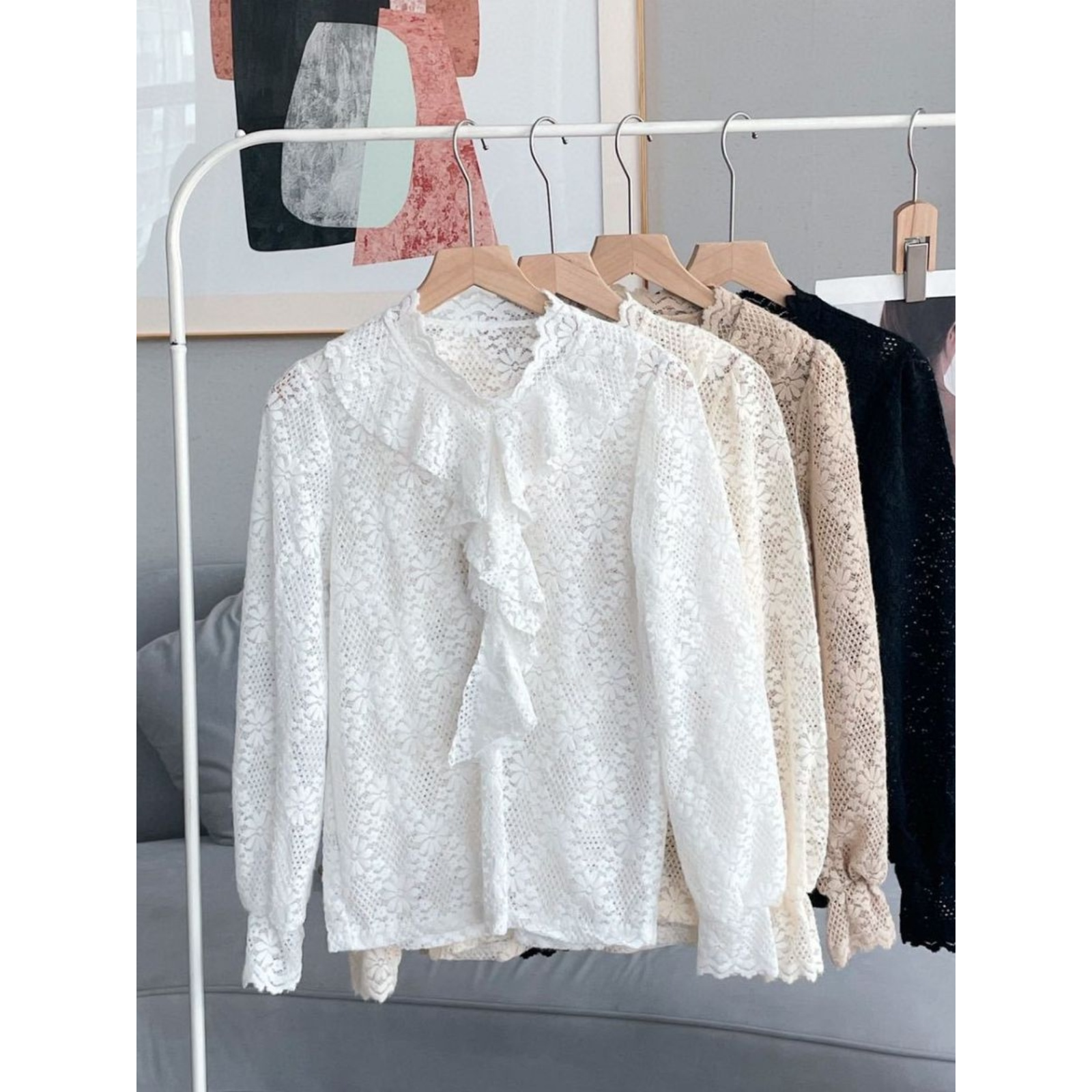 2023秋季新款法式复古气质宫廷风荷叶边半高领打底蕾丝衬衫上衣女