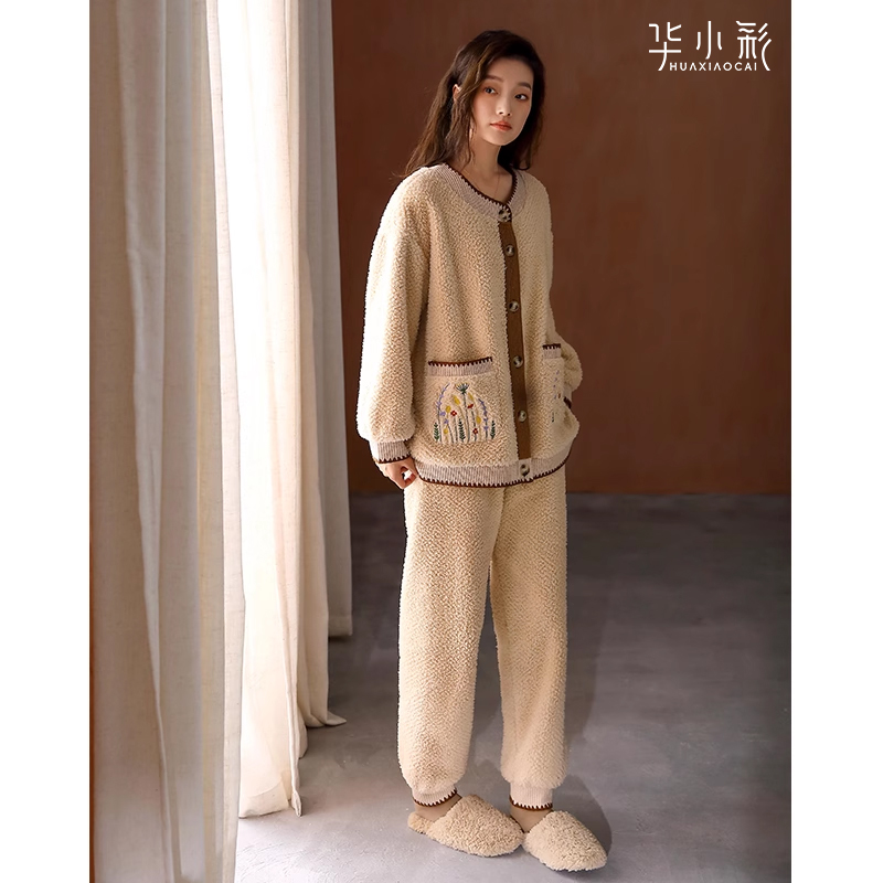 2025新款睡衣女秋冬季珊瑚绒开衫无领束口套装冬天保暖薄绒家居服