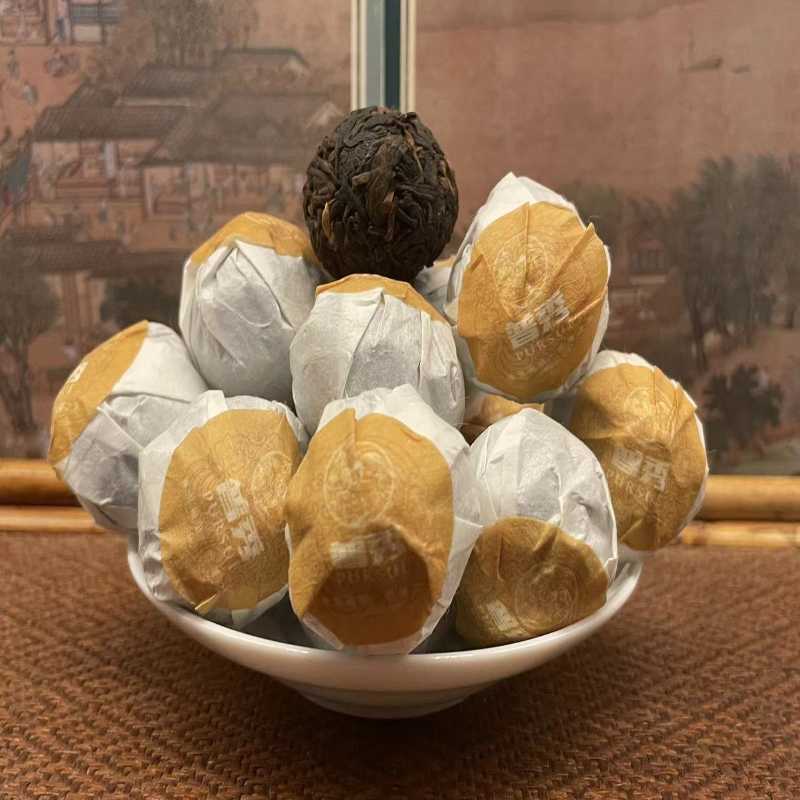 云南普洱茶集团 普秀 2017年 困鹿山 古树龙珠熟（茶畔书院）