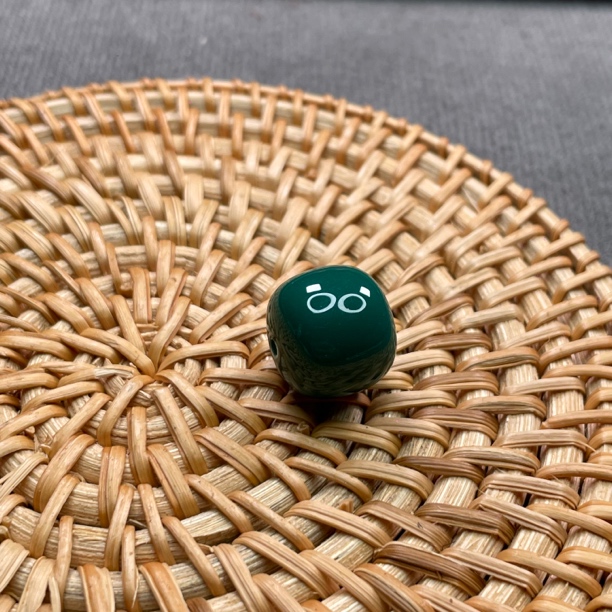 高瓷老油绿12mm老型一个琉璃配饰