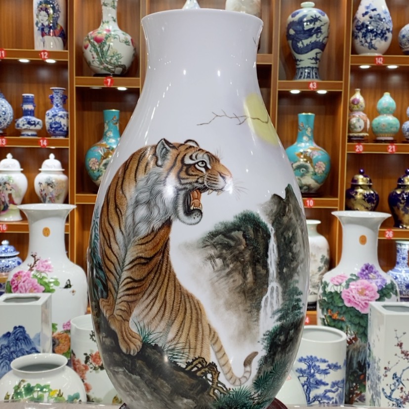 【闪购商品】瓷摆件风*者