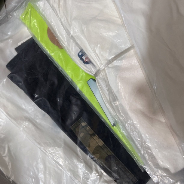 奇伟鞋服  C1901-2000