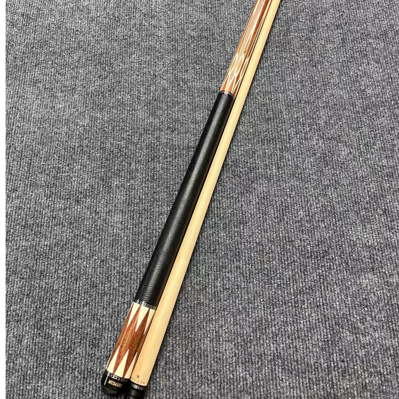 瑕疵武藏神代木大师款台球杆