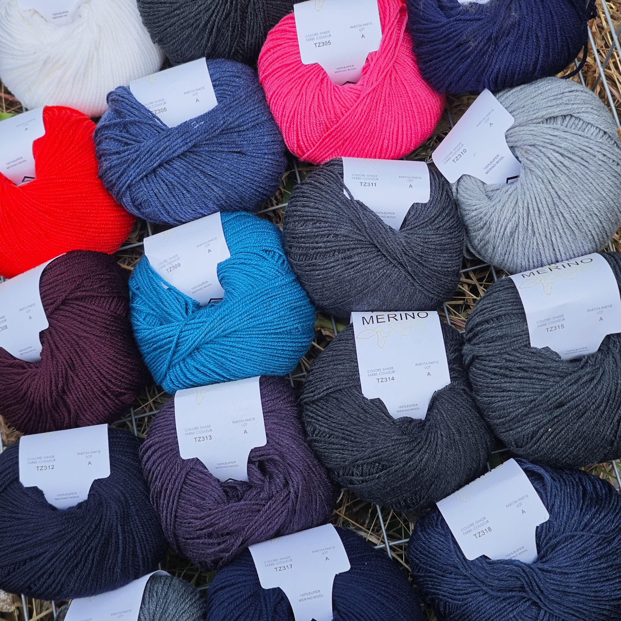 KA 【包】新超柔美丽诺100%羊毛线（40克150米）