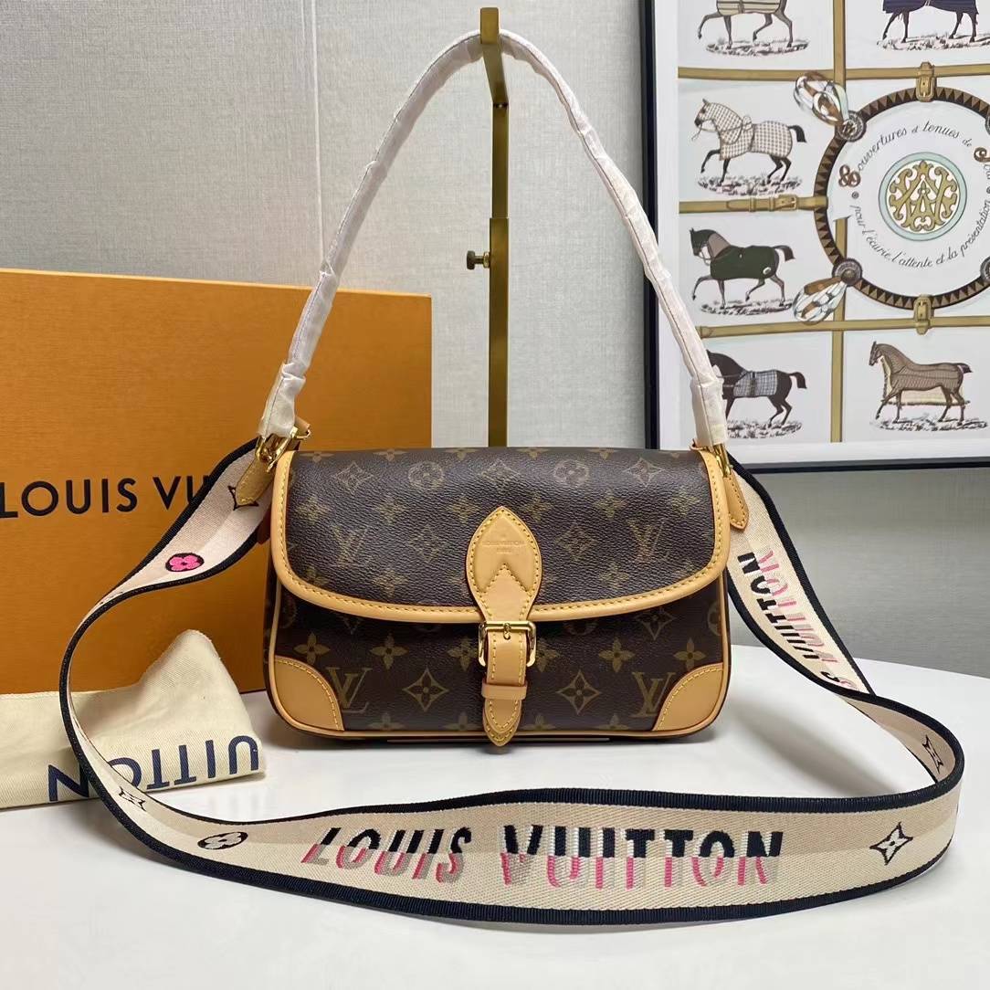99新 LouisVuitton/路易威登 灵灵子老花法棍单肩包