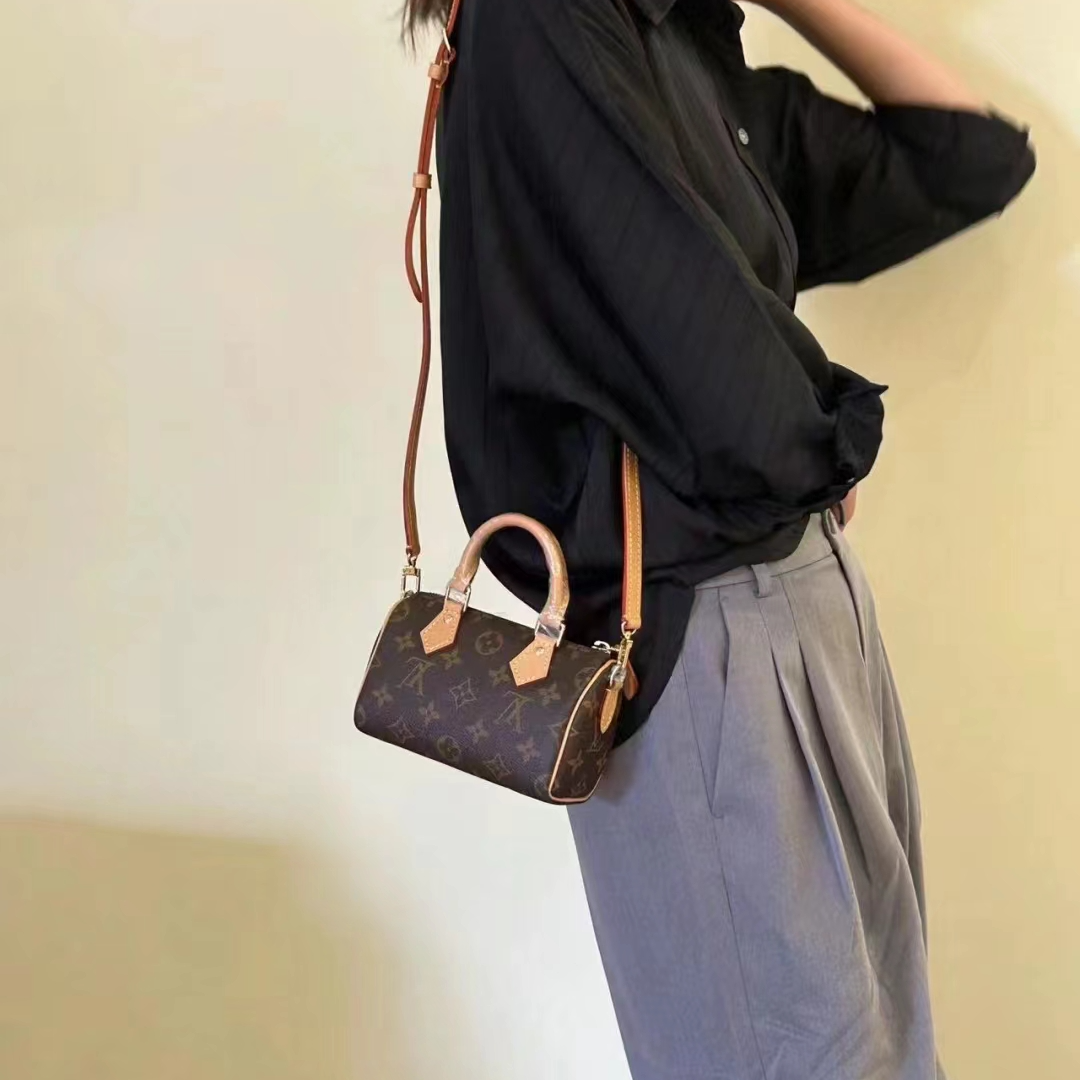 95新 LouisVuitton/路易威登 Louis Vuitton/路易威登speedy nano