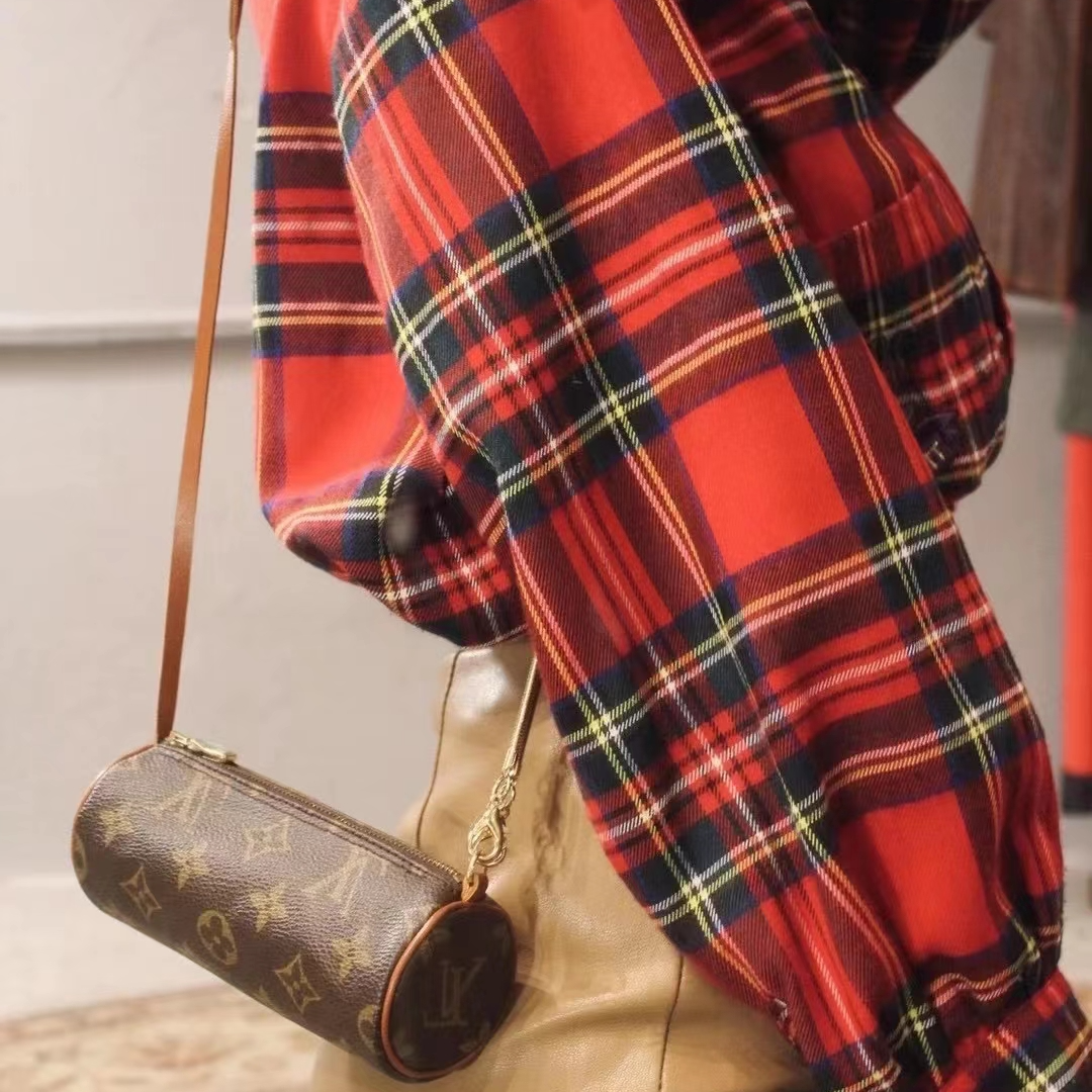 95新 LouisVuitton/路易威登 Papillon系列女士手提零钱包