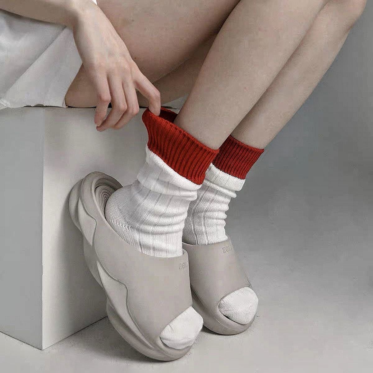 秋冬新款日系简约袜子女撞色粗针拼接中高筒袜堆堆袜男女舒适潮流