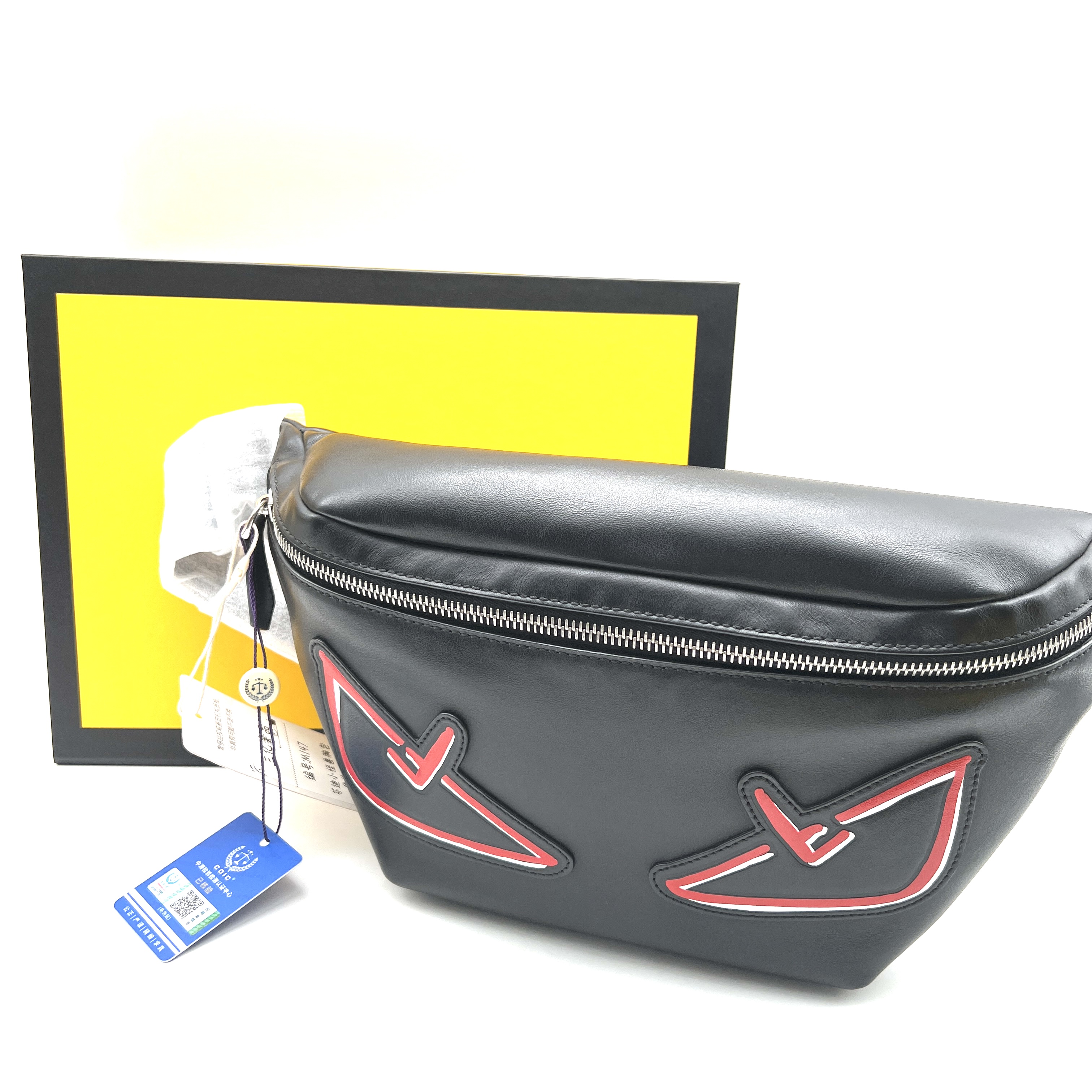 95新 FENDI/芬迪 芬迪小怪兽胸包/M147/赠钥匙扣