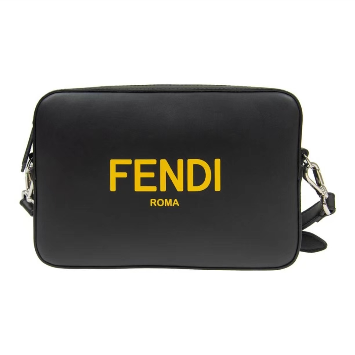 95新 FENDI/芬迪 芬迪相机包/P124/赠钥匙扣