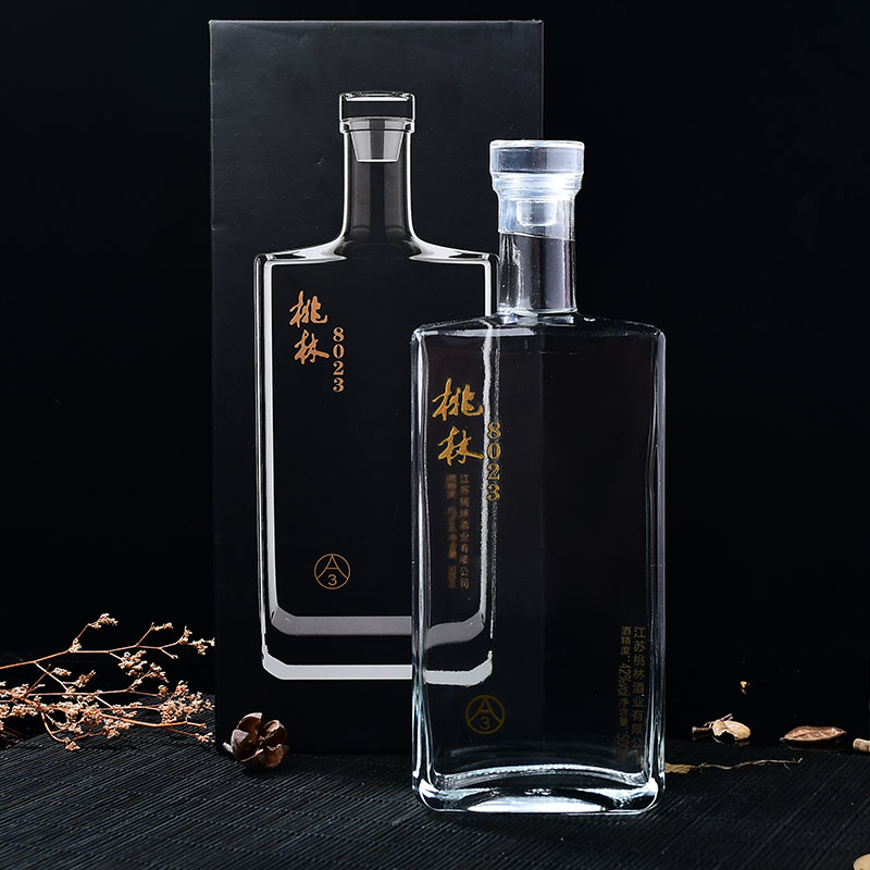 桃林[8023]A3 浓香型白酒500ml*4瓶一箱优级酿造工艺52度广电42度