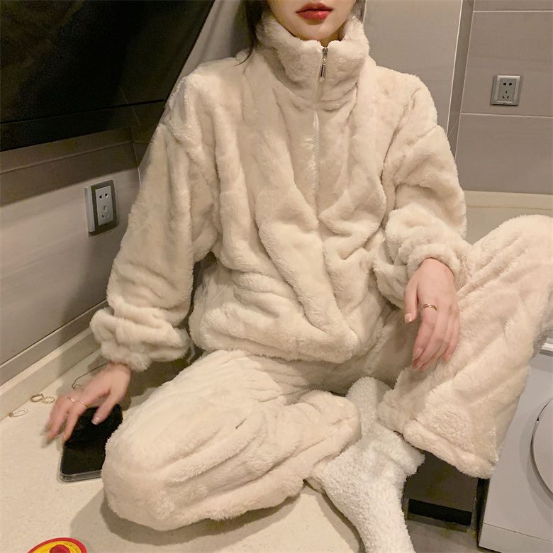 红豆新款珊瑚绒睡衣女秋冬季加厚加绒韩国版法兰绒家居服运动休闲