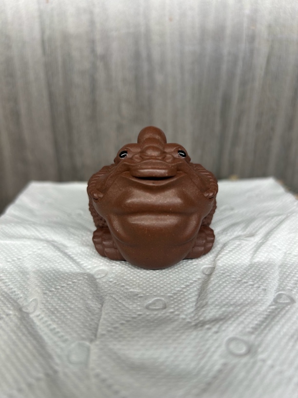 小金蟾，黄龙山原矿羊角山紫泥