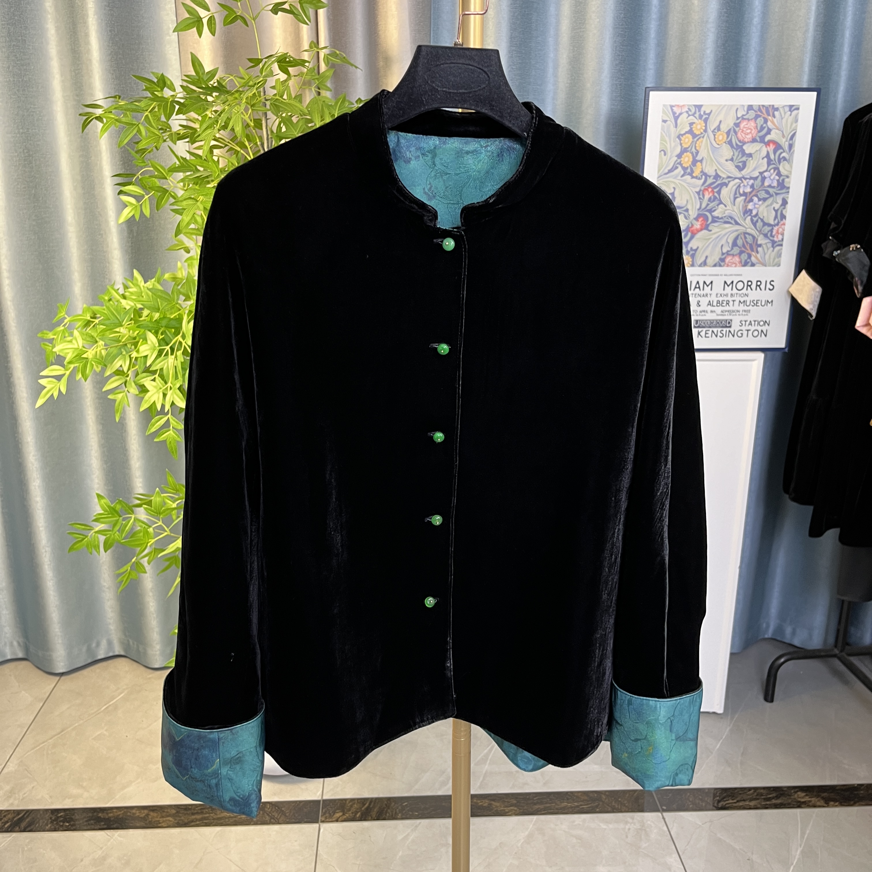 新中式国风复古青色两面穿立领盘扣缎面提花真丝绒加厚外套