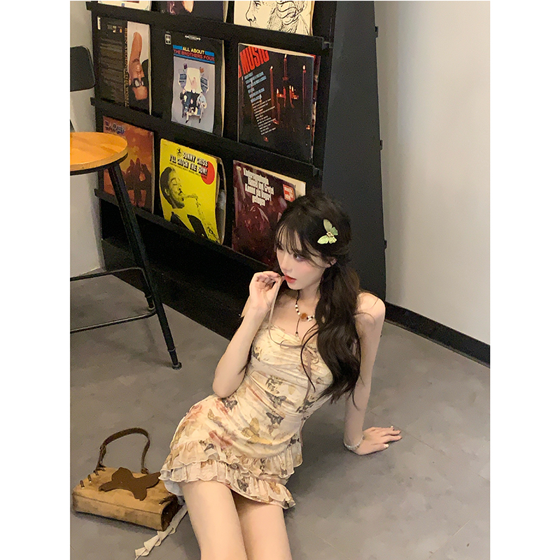 【REESE】 庄周梦蝶 夏季甜美收腰显瘦小众设计感辣妹连衣裙R1527C