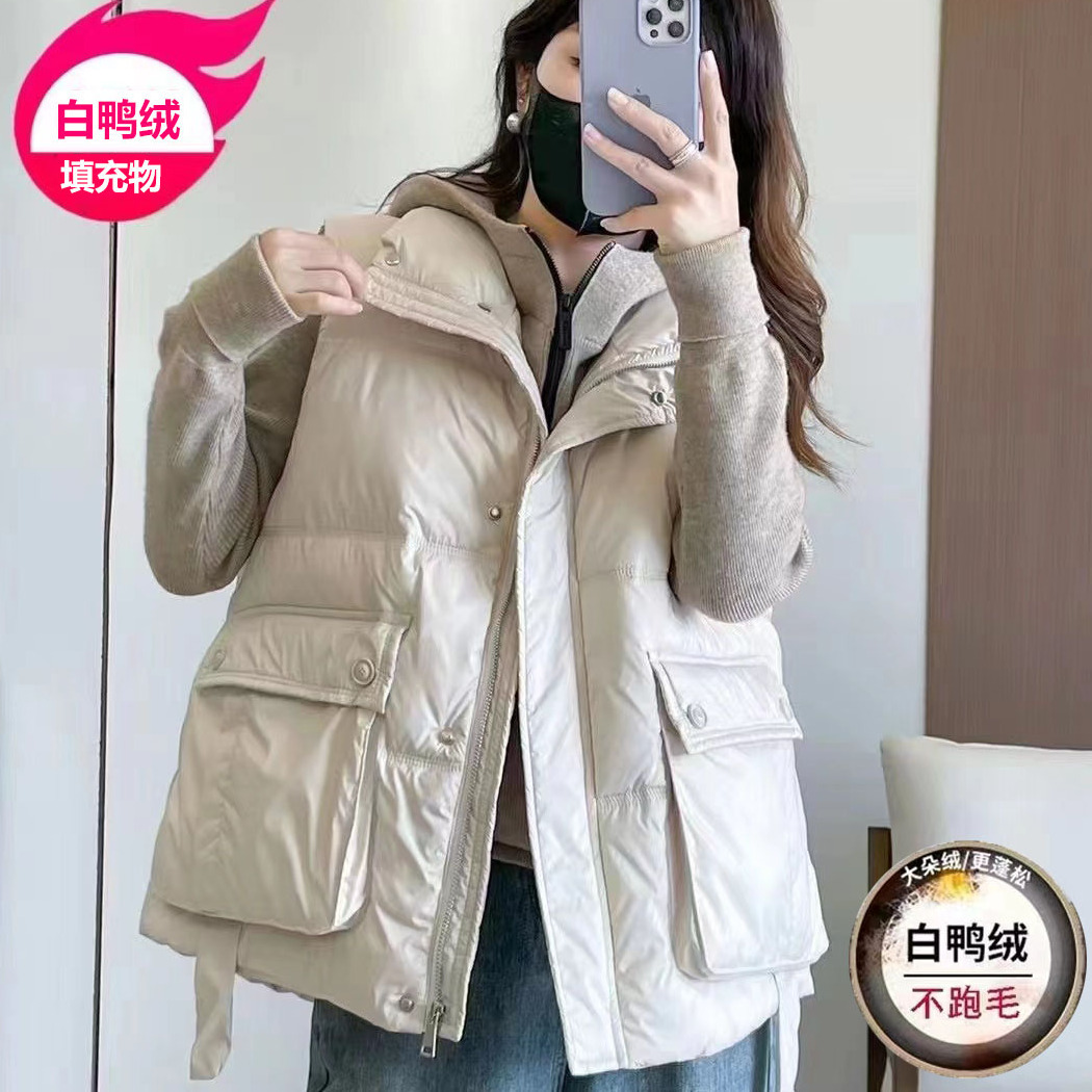 羽绒马甲外套女2024秋冬新款韩版短款翻领宽松休闲白鸭绒背心马夹