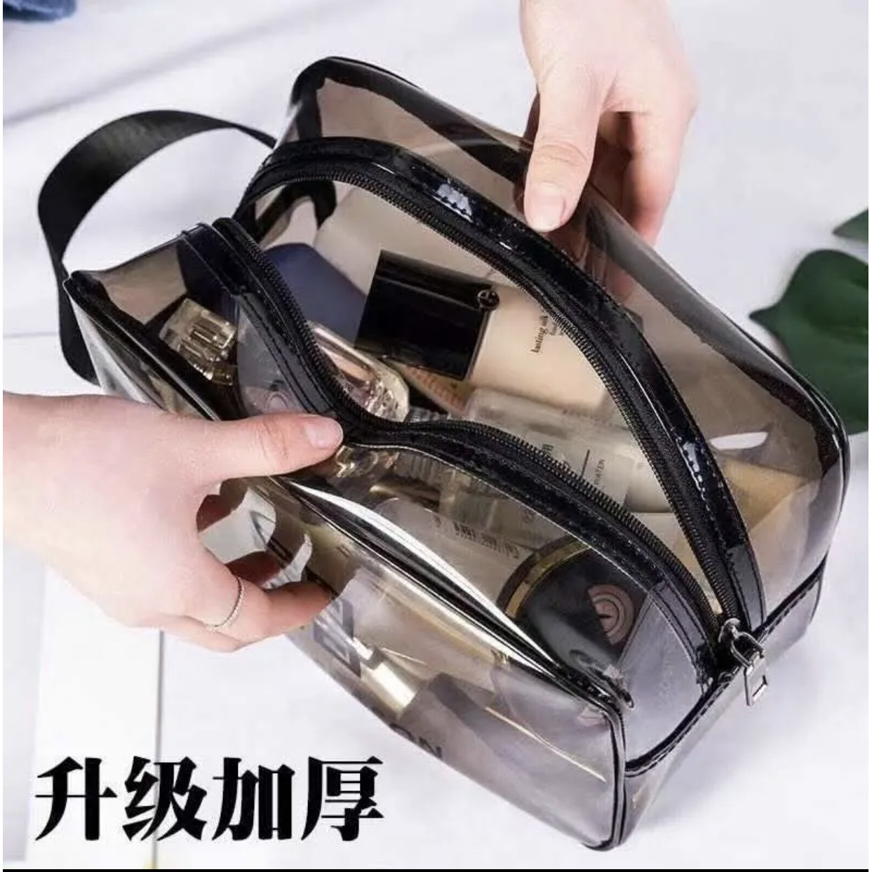 超大容量化妆包网红爆款化妆品漱收纳包加厚ins女士化妆袋