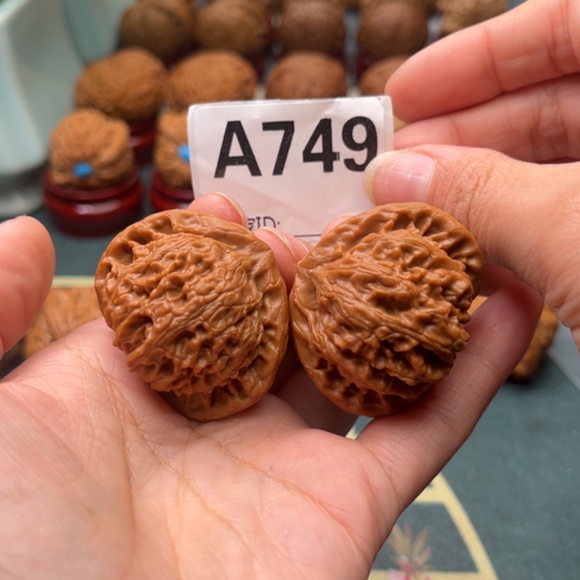 【闪购商品】文玩核桃把件宫灯41