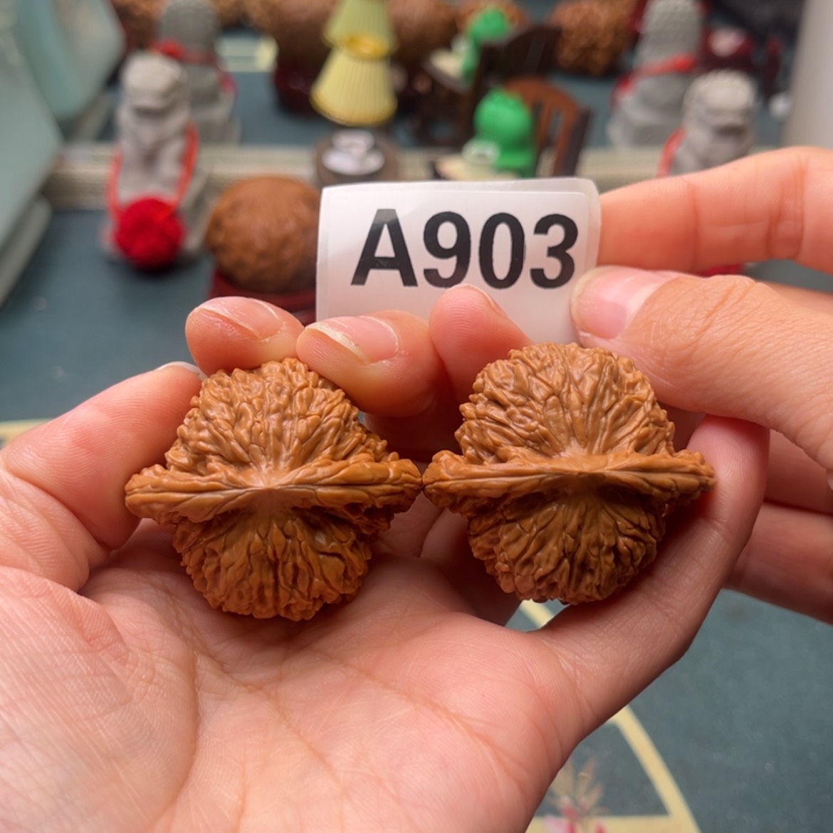 【闪购商品】文玩核桃把件汉高楼40