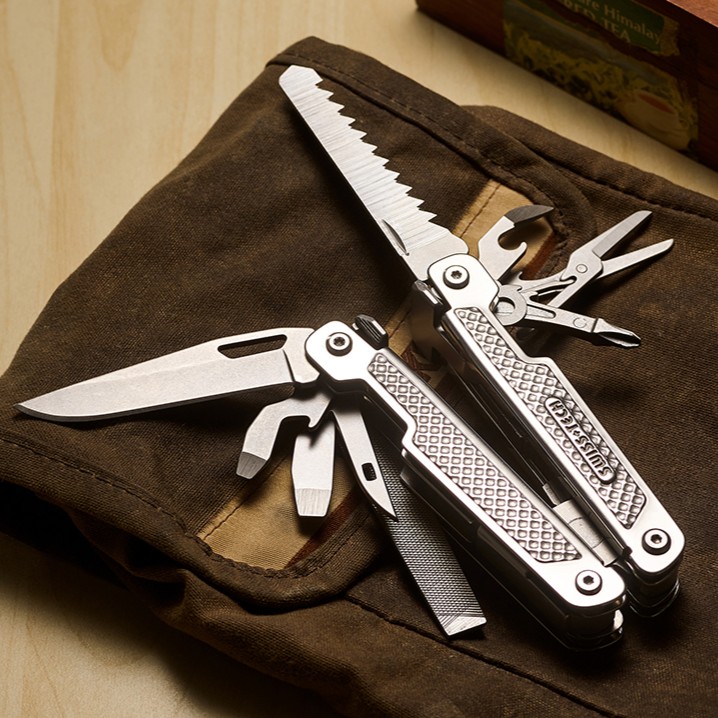 瑞士科技Swiss+Tech户外多功能组合15合一折叠工具钳随身edc装备
