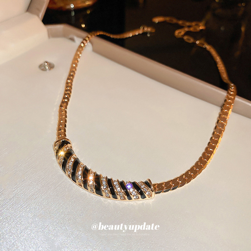 铜合金项链 欧美金属重工设计项链复古经典条纹锁骨链新潮奢华女U