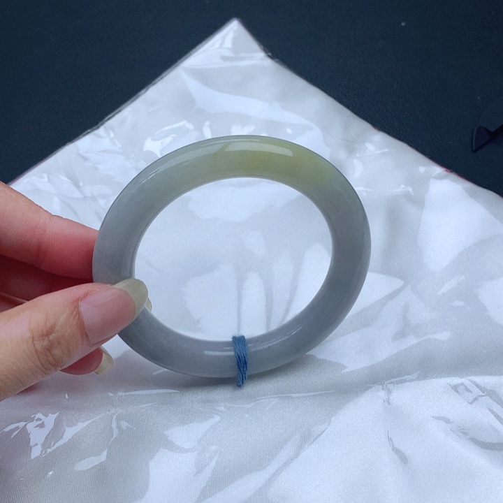 翡翠手镯未镶嵌圆53