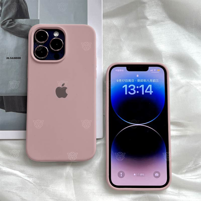 砂粉色苹果15高级感iPhone13/12/11大孔14ProMax液态硅胶Xr手机壳