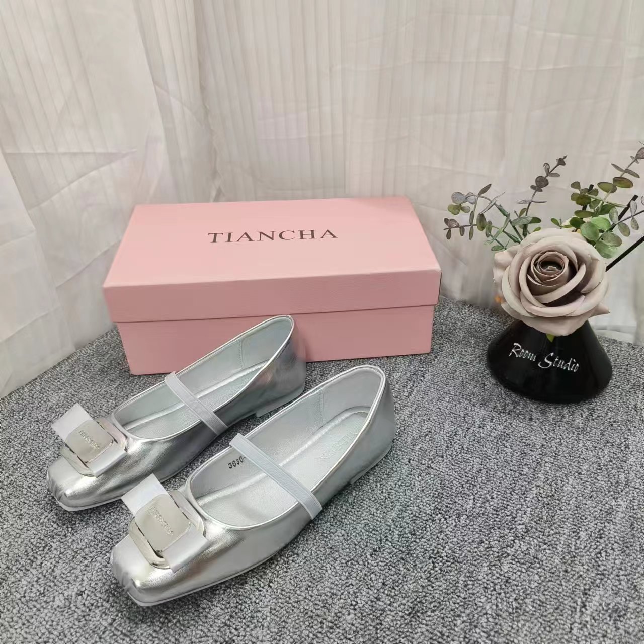 女鞋2024夏新款黄色单鞋201-399（个别微瑕疵完美主义者介意慎拍）