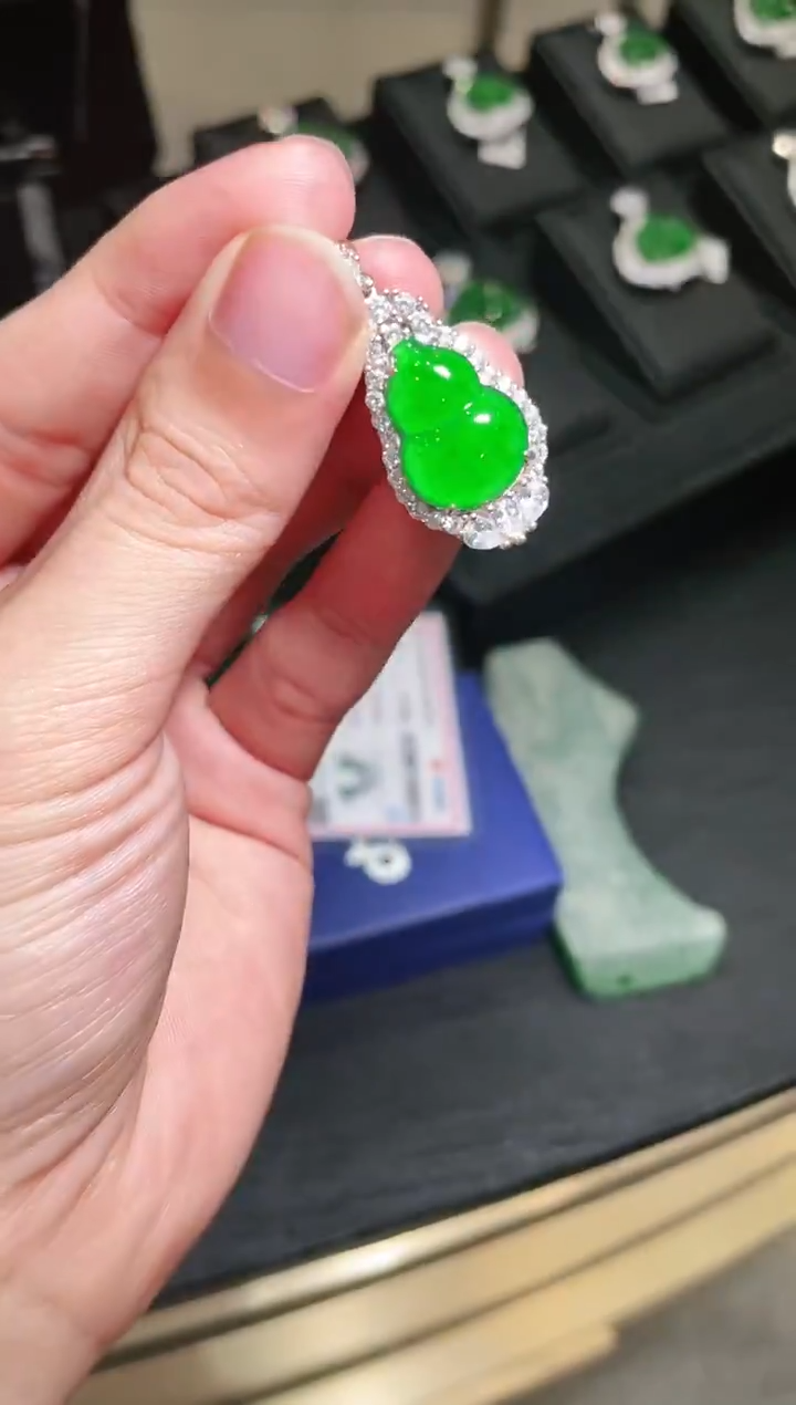【闪购商品】翡翠吊坠银S925镶嵌30062天然翡翠A货吊坠多样性发