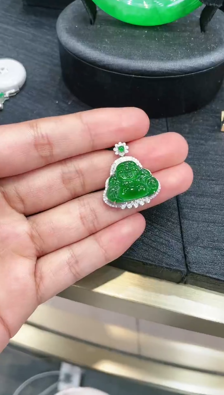 【闪购商品】翡翠吊坠18K金镶嵌天然翡翠A货吊坠多样性发
