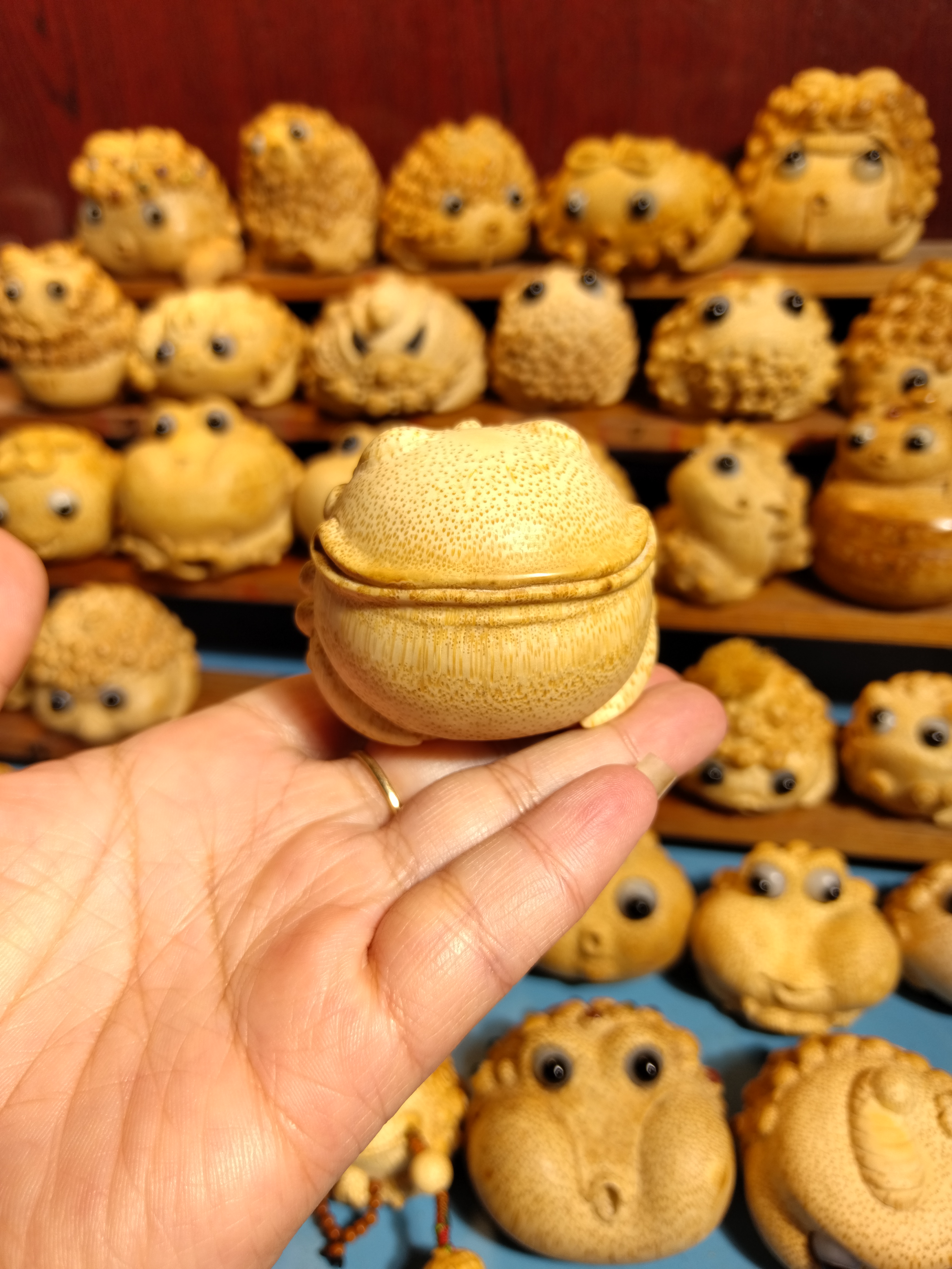 纯手工竹根雕，悟道金蟾