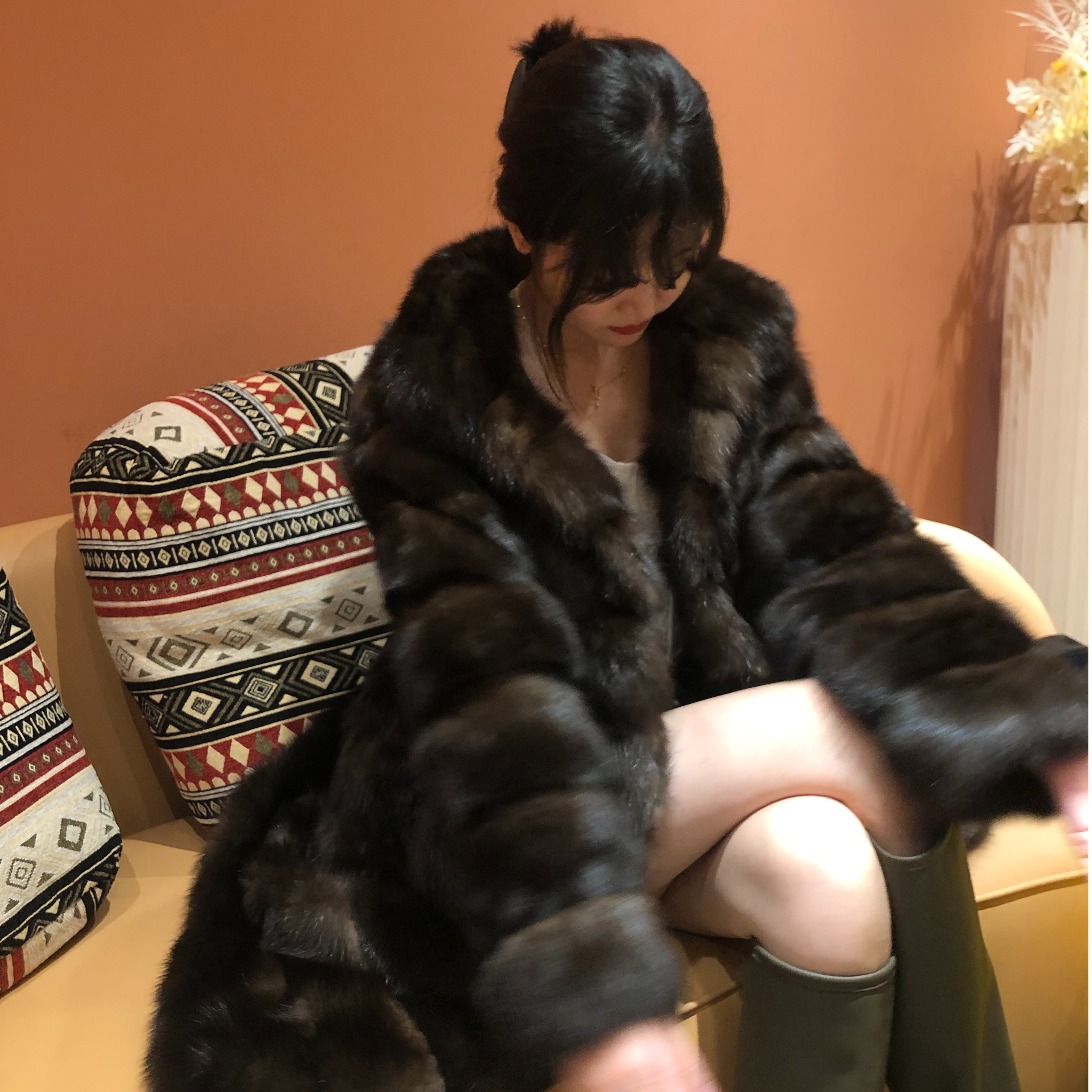 俄罗斯黑金立领中长款外套