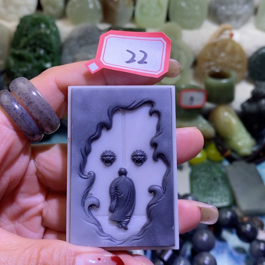 和田玉边角料未镶嵌毛*熊