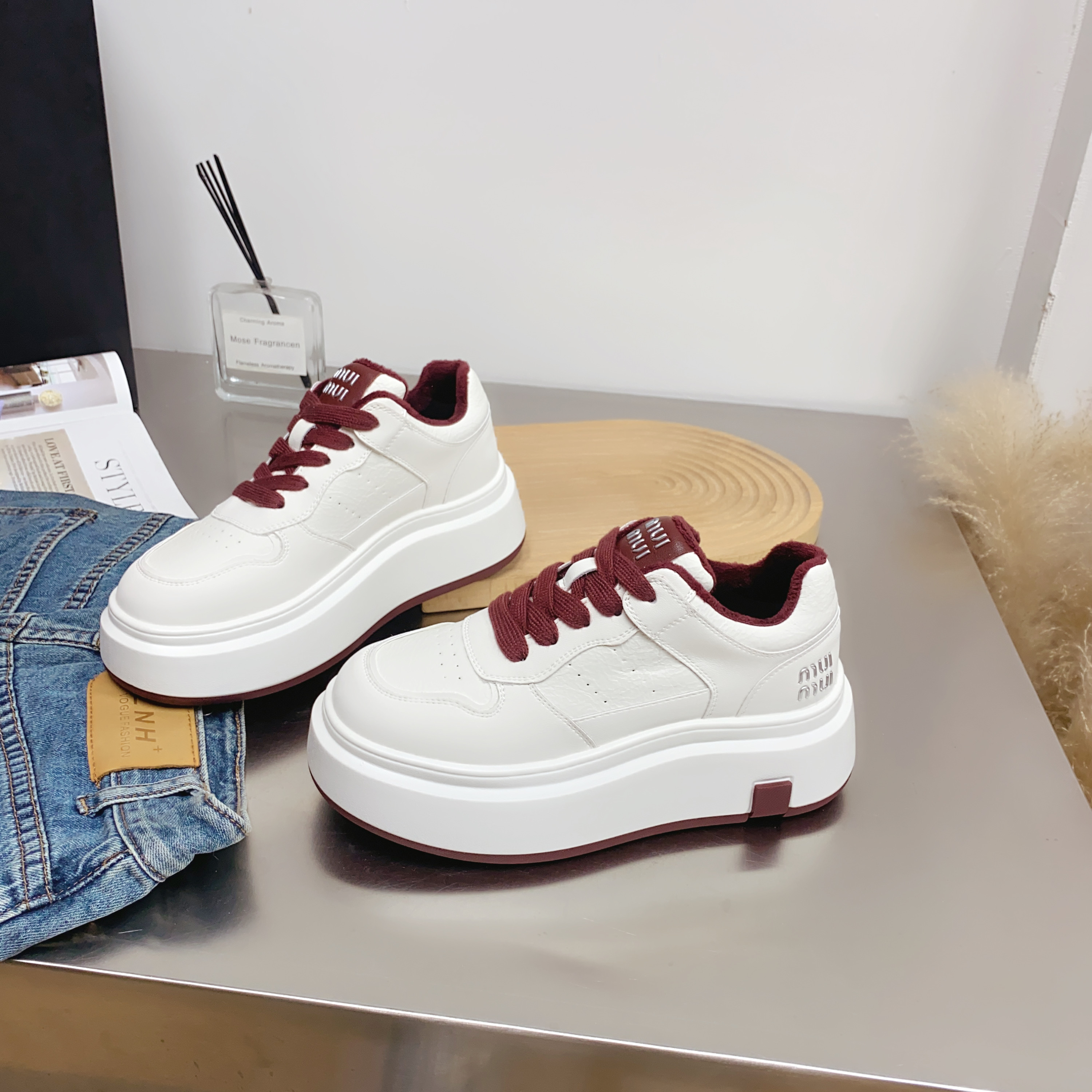 【小白鞋】2024新款厚底休闲鞋板鞋小白鞋DK001