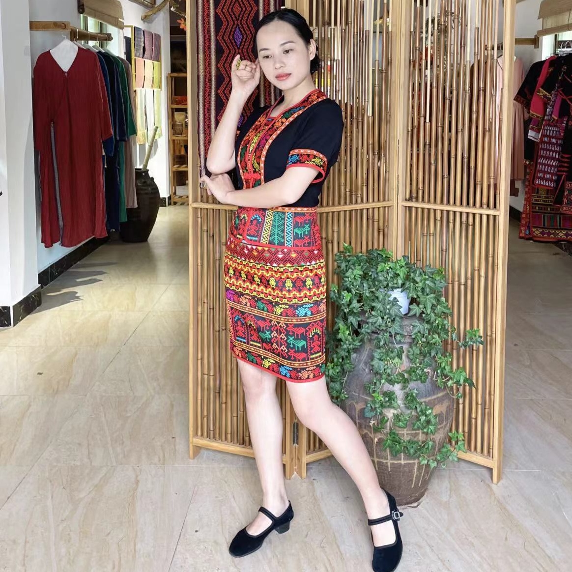 海南少数民族服装黎族服饰带口袋提花原创短筒裙套装