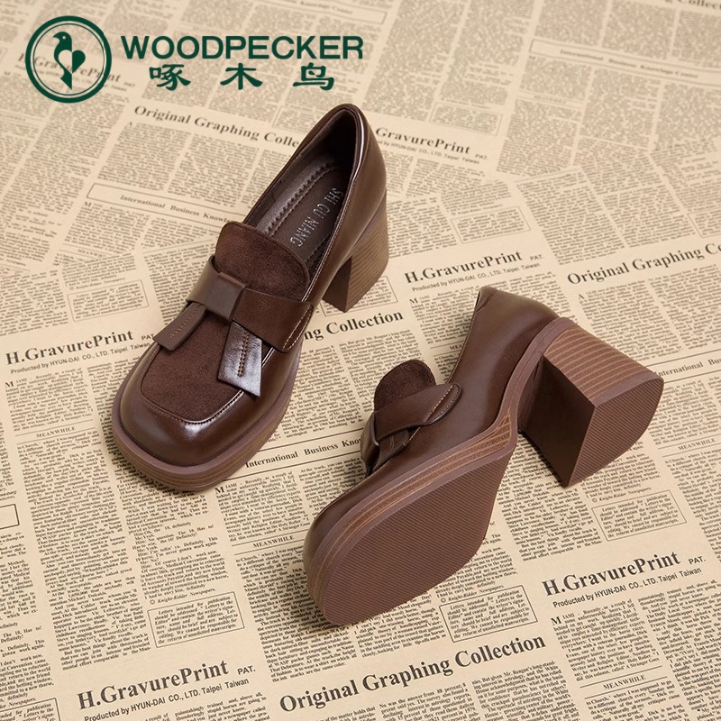 啄木鸟女2025春款百搭粗跟高跟单鞋复古棕色英伦风小皮鞋上班族