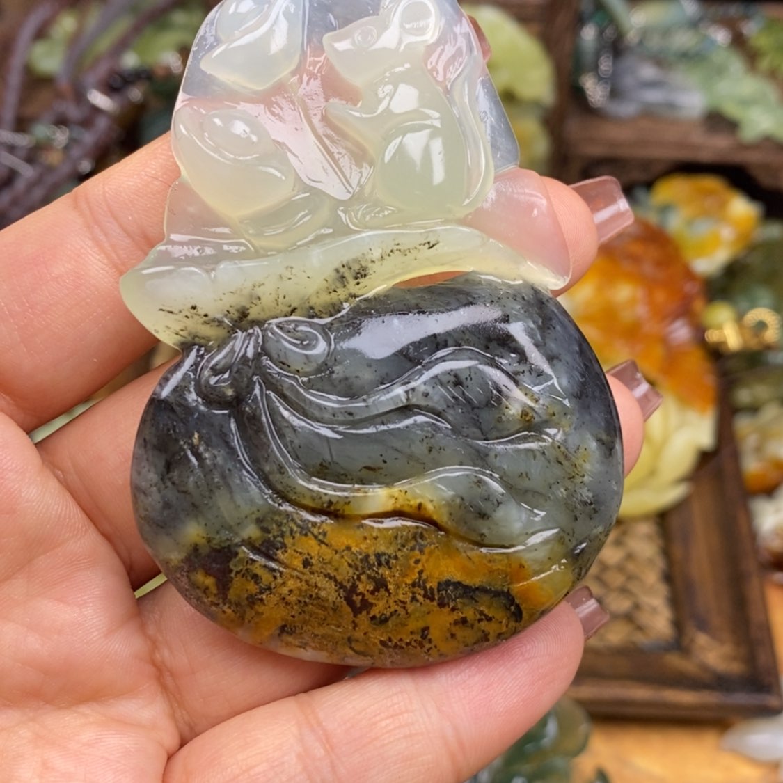 【闪购商品】蛇纹石玉颈饰未镶嵌