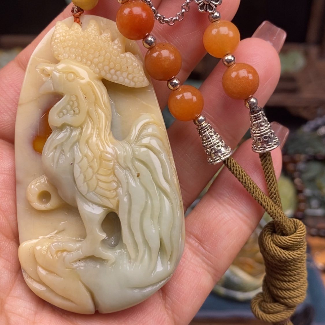 【闪购商品】蛇纹石玉颈饰未镶嵌