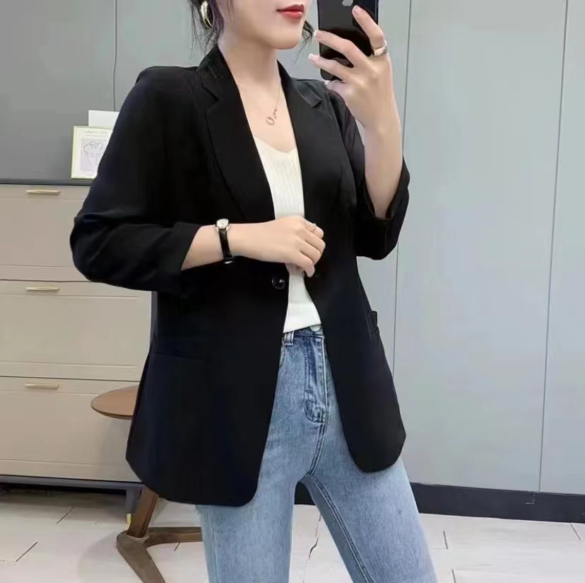 浅色默认微瑕，完美主义者绕行，抢拍发袜子