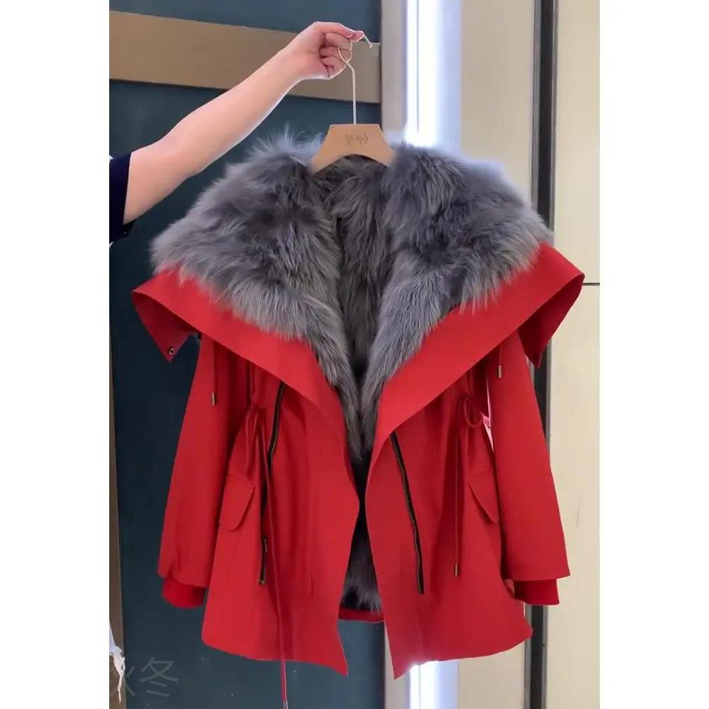 秋冬服羽绒服新款2023爆款韩系温柔慵懒风红色圣诞新年羽绒