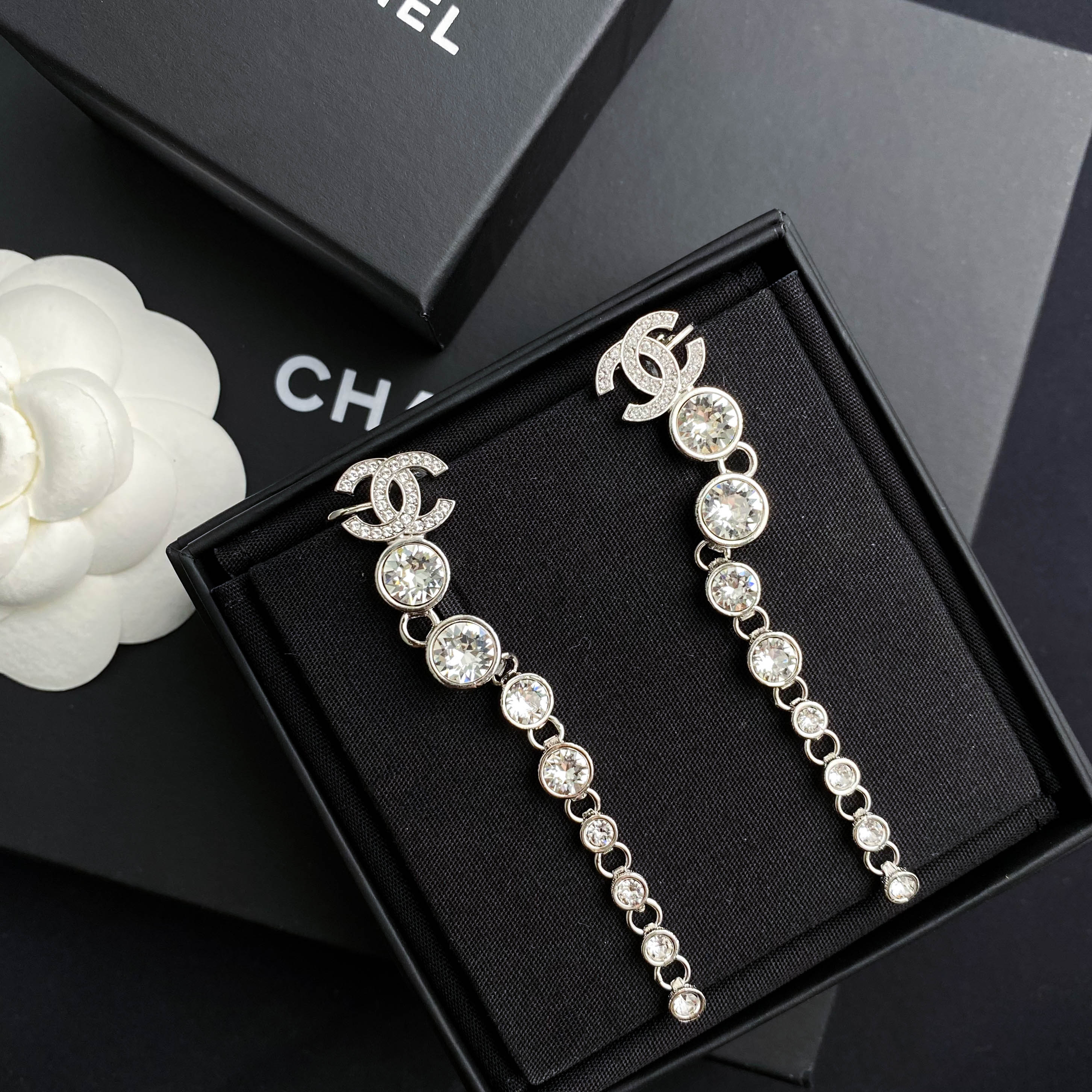 全新未使用 Chanel/香奈儿 23S经典双C圆形镶钻长款耳夹耳钉S4341