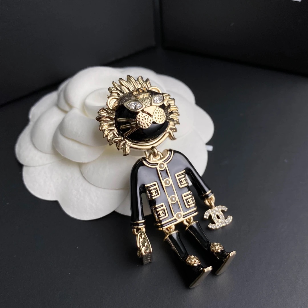 全新未使用 Chanel/香奈儿 22P 黑金小狮子 胸针 S4822