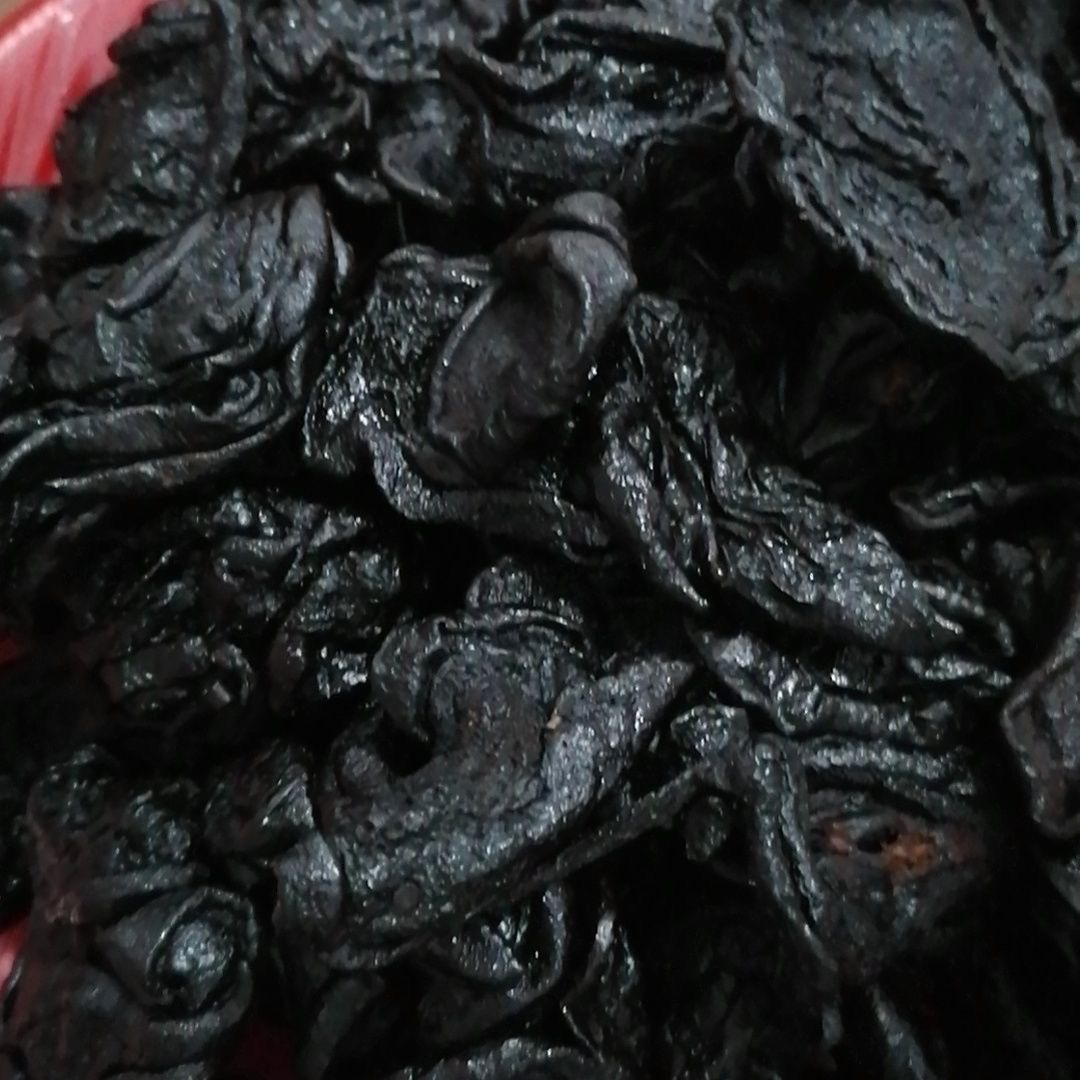 【升发】   黑梨干