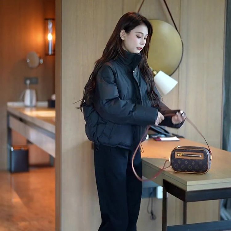波司澄羽绒服女冬短款加厚羽绒服小个子宽松休闲外套潮流韩版面包
