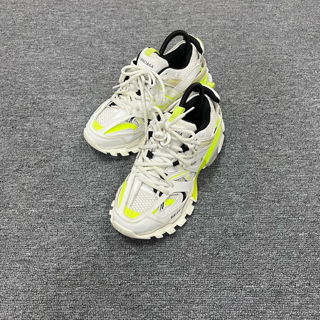 Balenciaga 巴黎世家 Track 白绿老爹鞋 39码/95新/公价7900/无