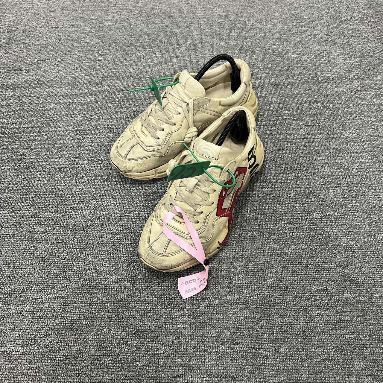 GUCCI 古驰 Rhyton 红唇印花做旧老爹鞋 42.5码/8新/公价7500/无