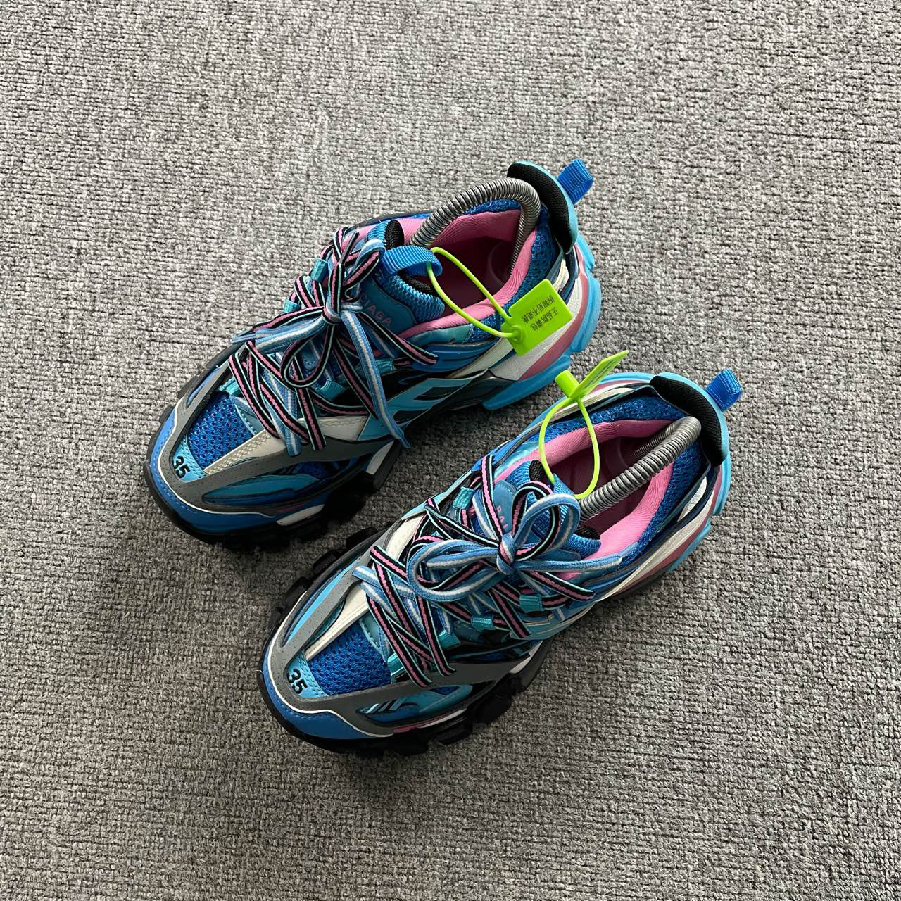 Balenciaga 巴黎世家 track 蓝粉老爹运动鞋 35码/98新/无配件jc6