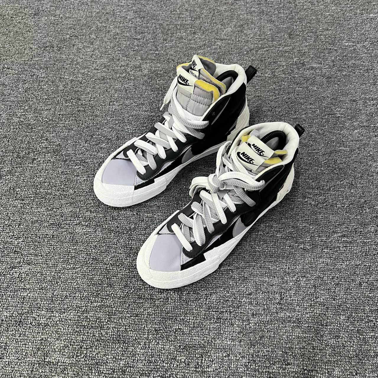 Sacai × Nike Blazer 黑白解构中帮板鞋 41码/99新/毒1469/无配