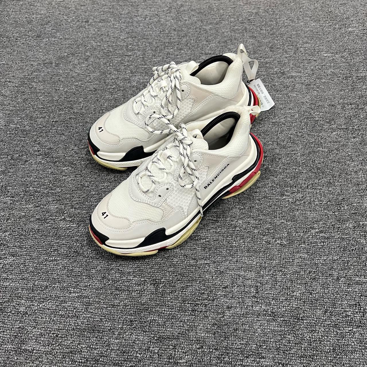 Balenciaga 巴黎世家 Triple S 白黑红老爹鞋 41码/98新/