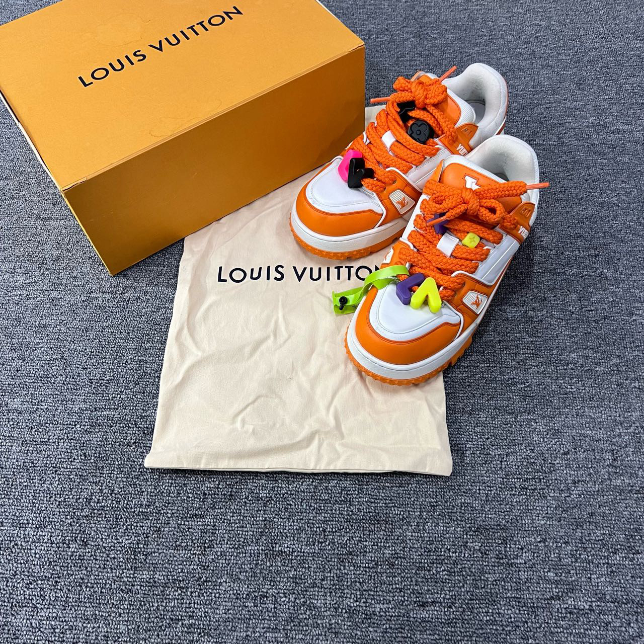 Louis Vuitton lv Trainer Maxi 白橙胖丁 40码/95新/公价13900/